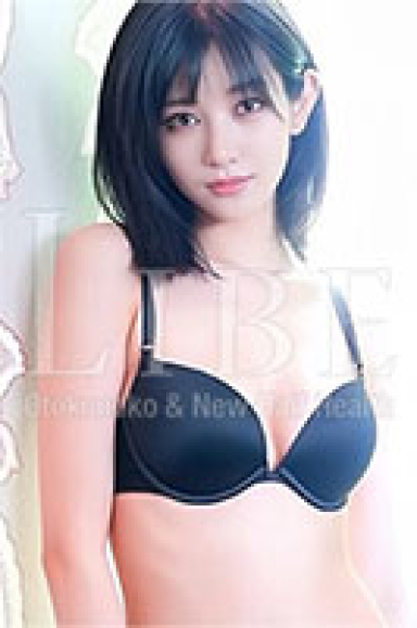 月山れいか
